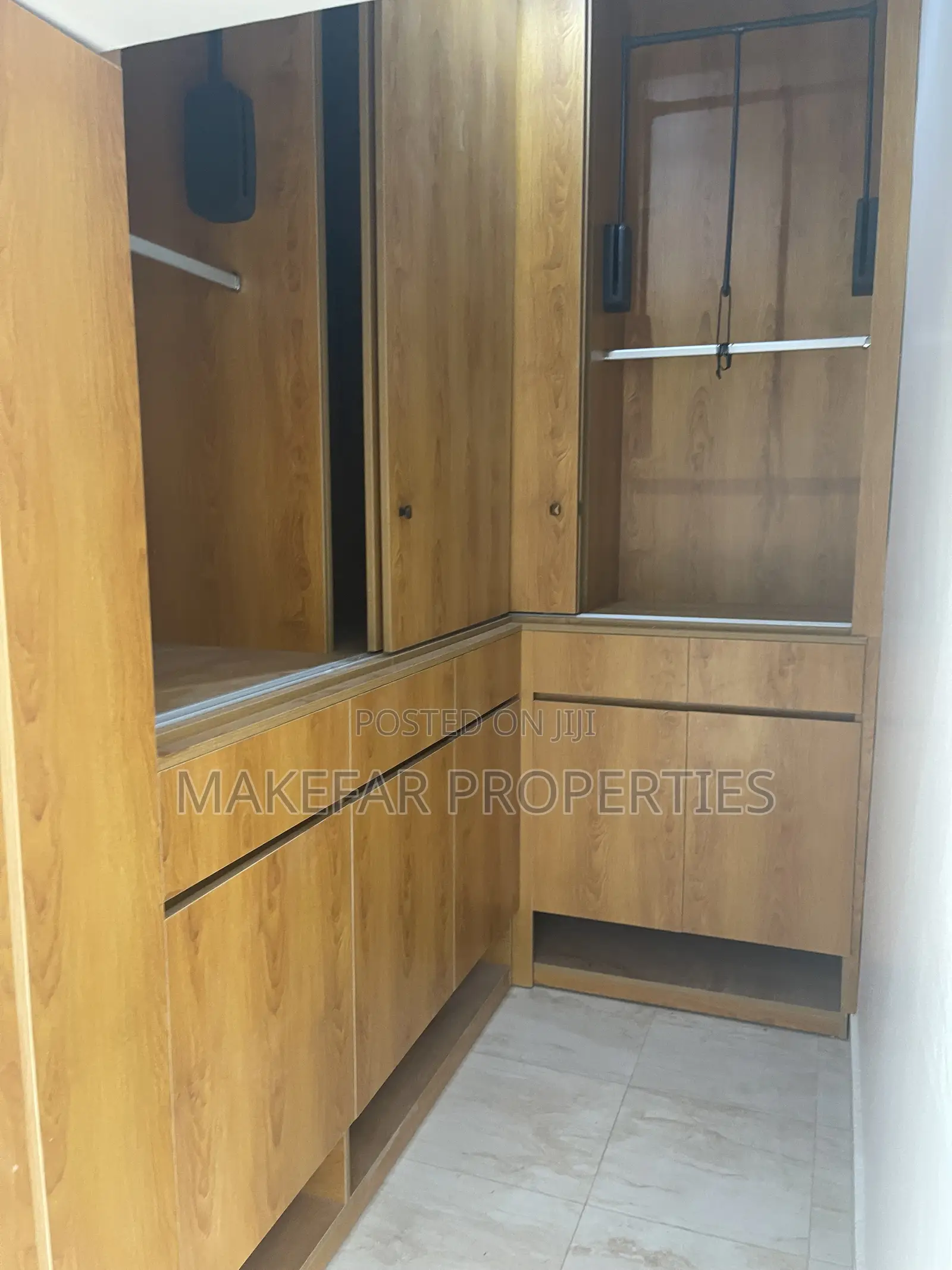 2bdrm Apartment in American House for rent