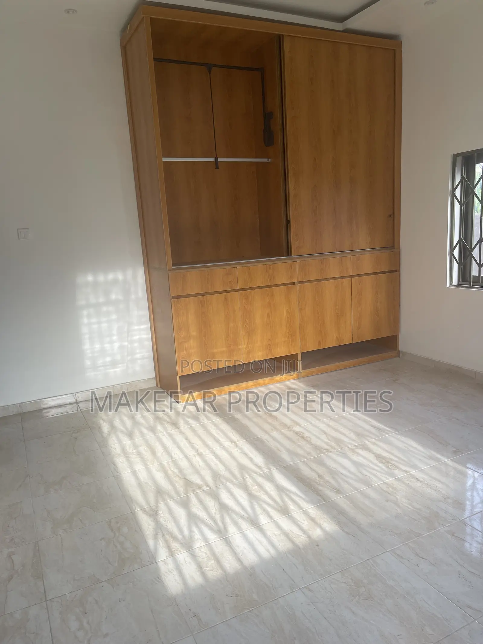 2bdrm Apartment in American House for rent