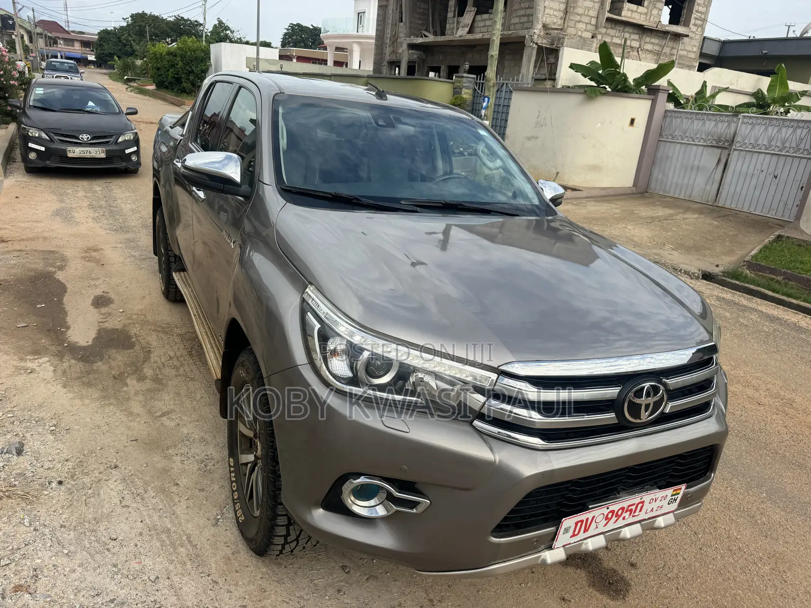 Toyota Hilux Revo Double Cab Deisel 2.4 AWD 2019 Gray