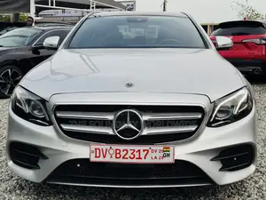 Mercedes-Benz E300 2018 Silver