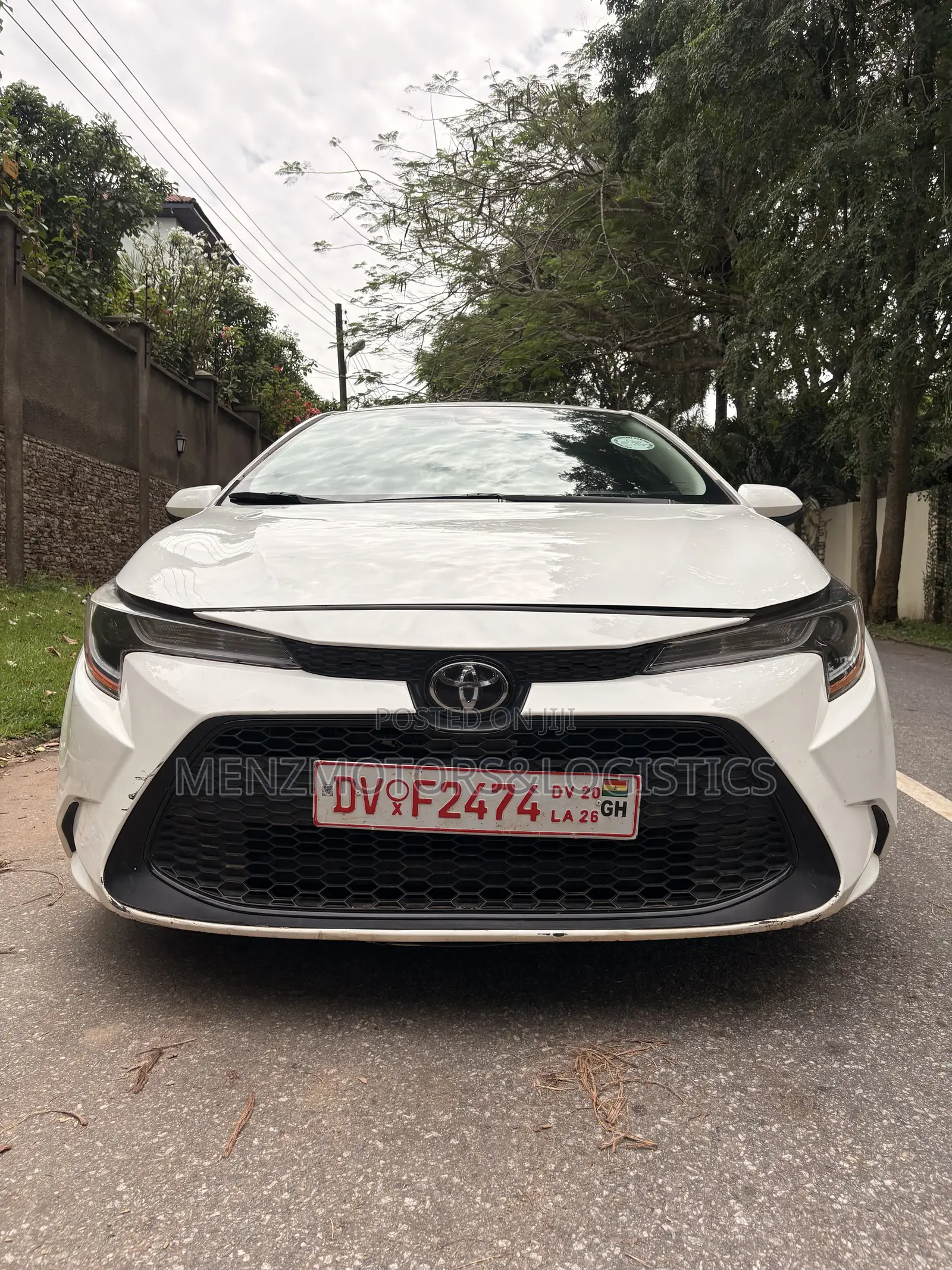 Toyota Corolla LE 2020 White