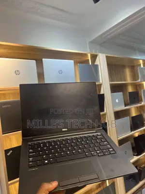 Laptop Dell Latitude 13 7370 8GB Intel Core M SSD 256GB