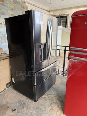 Lg - 4 Door French Door Refrigerator ( Used )