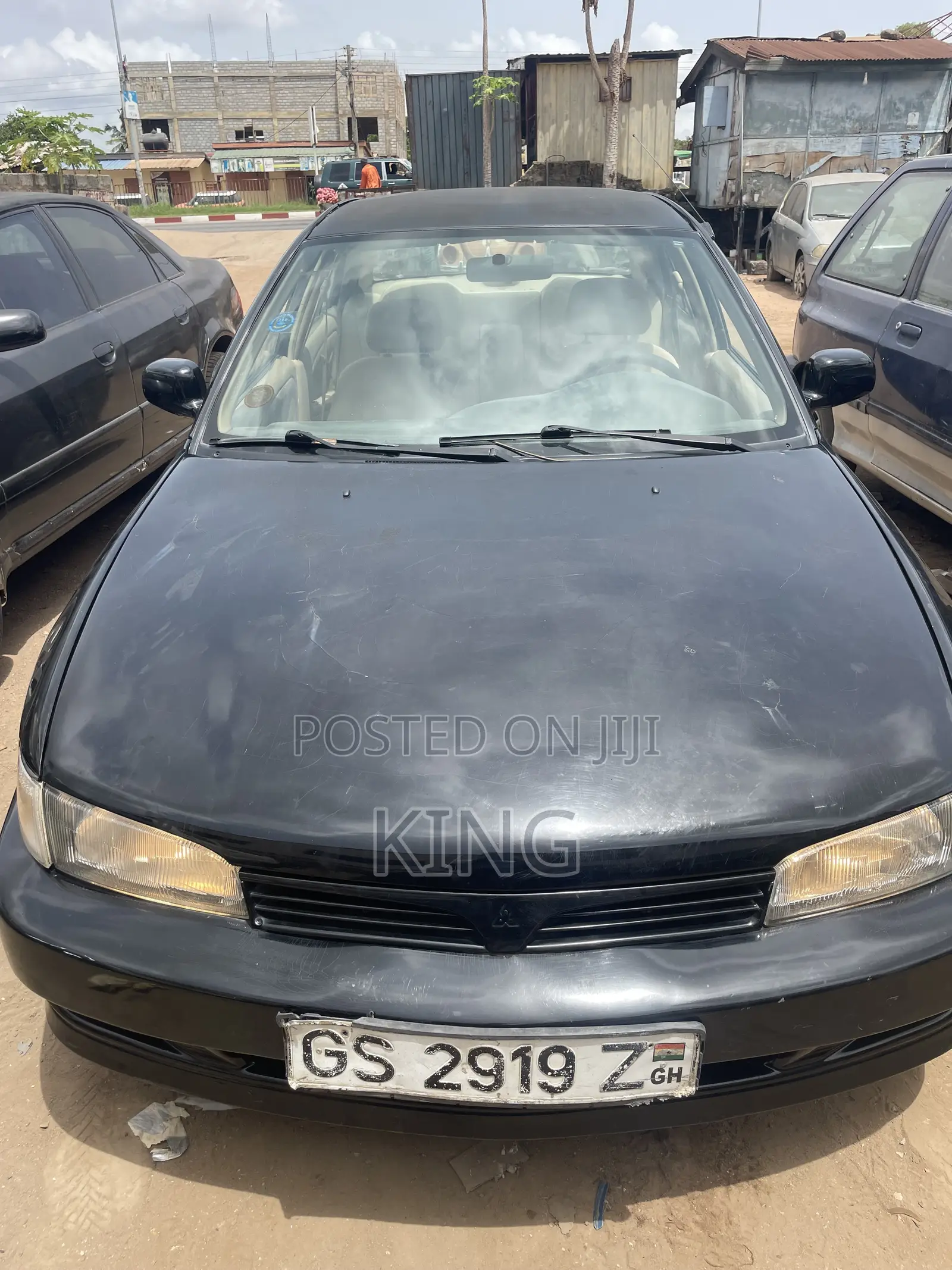 Mitsubishi Mirage 2000 Black