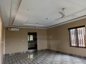 4bdrm House in Community 25 for rent