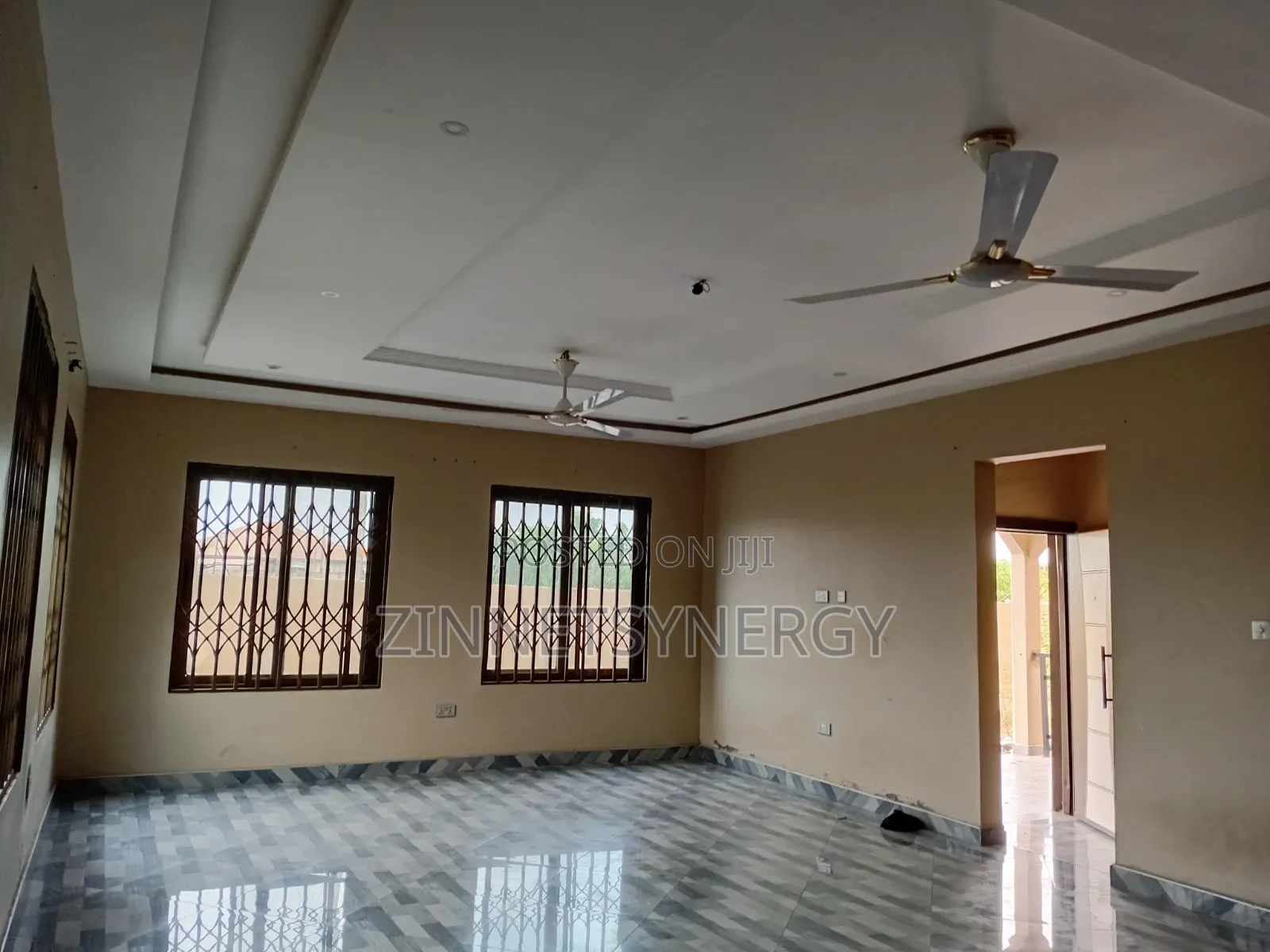 4bdrm House in Community 25 for rent