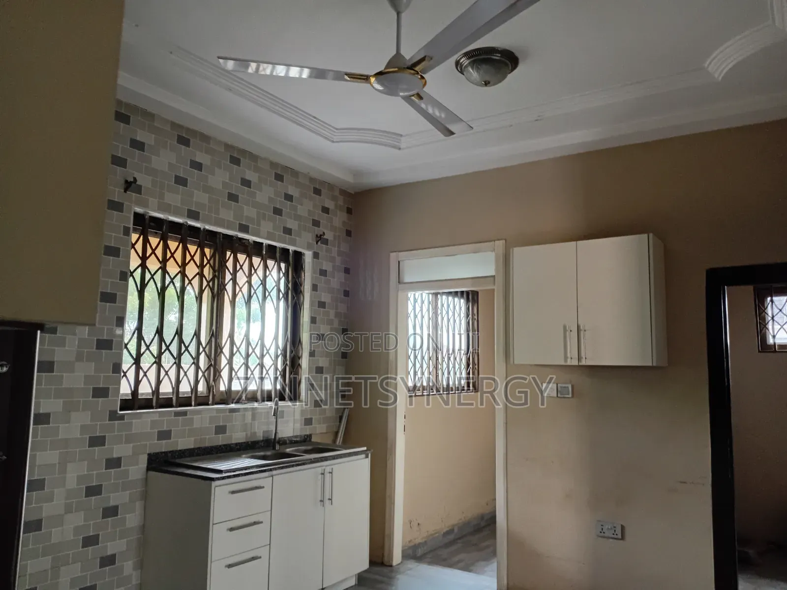 4bdrm House in Community 25 for rent