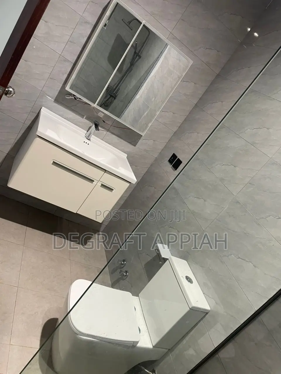 4bdrm House in Sokoban Ahodwo Near, Kumasi Metropolitan for sale