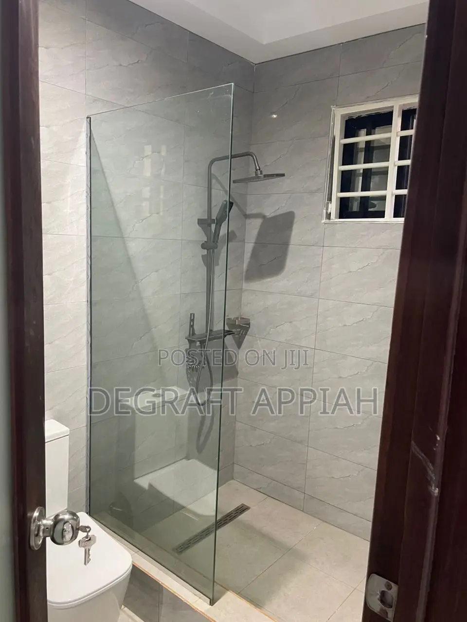 4bdrm House in Sokoban Ahodwo Near, Kumasi Metropolitan for sale
