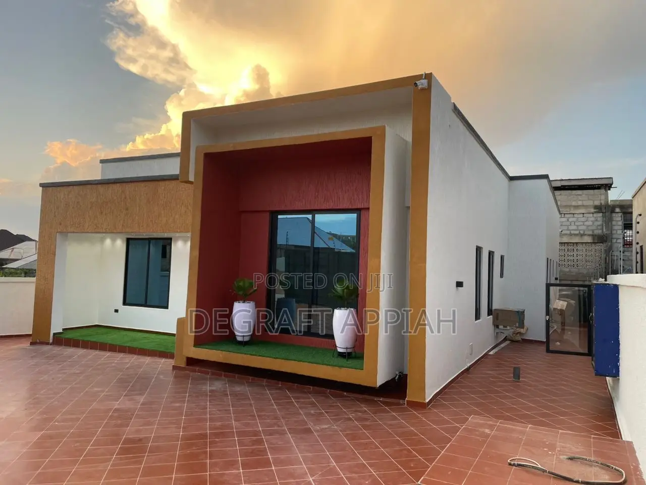 4bdrm House in Sokoban Ahodwo Near, Kumasi Metropolitan for sale