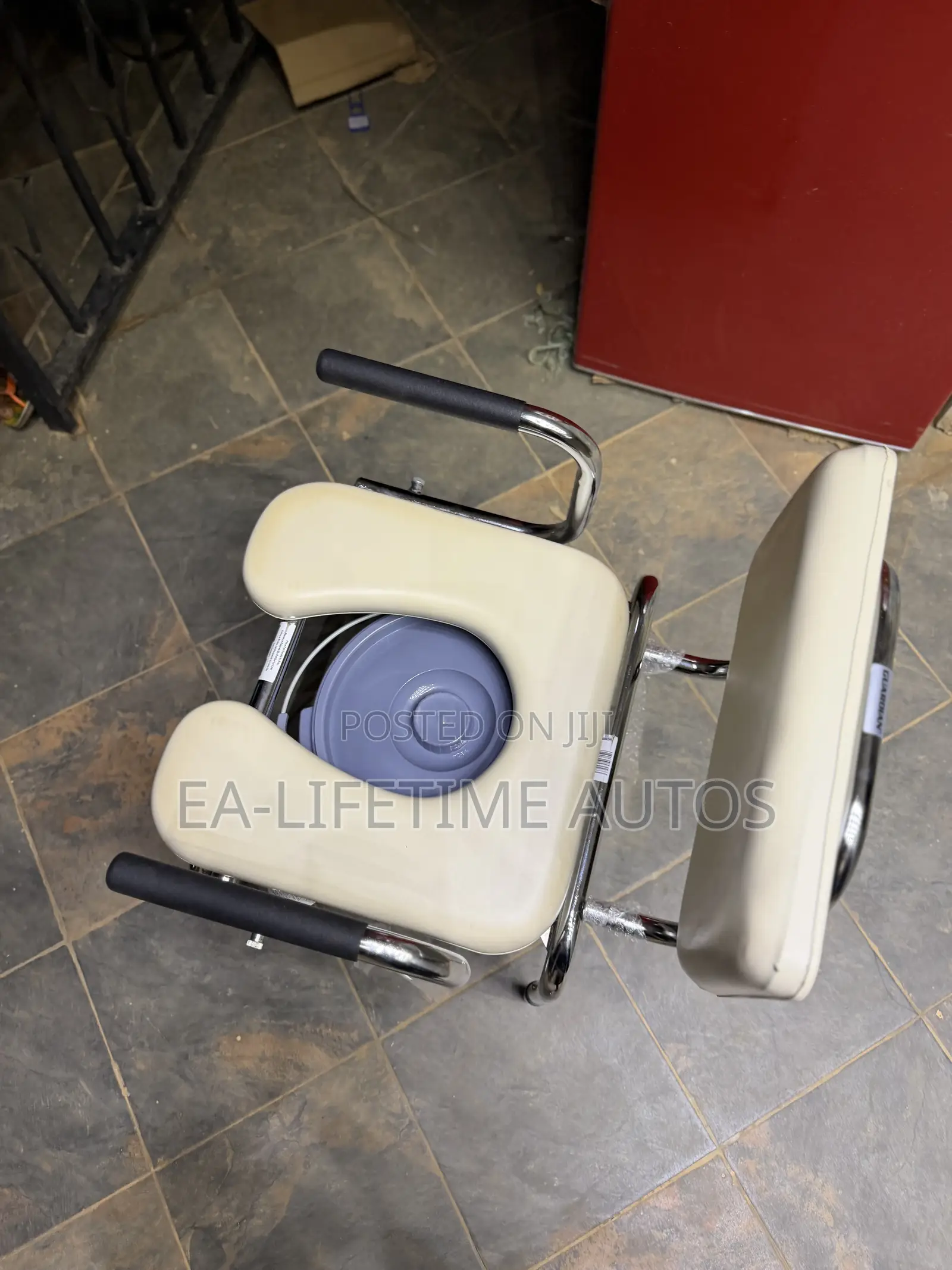 Commode Seat ( Commode Chair) Fresh in Box