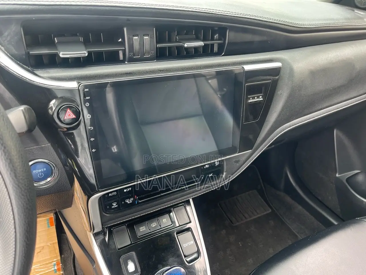 Toyota Corolla 2020 White