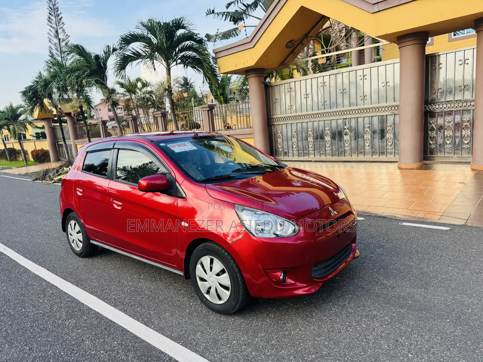 Toyota Vitz 1.3 AWD 5dr 2013 Red