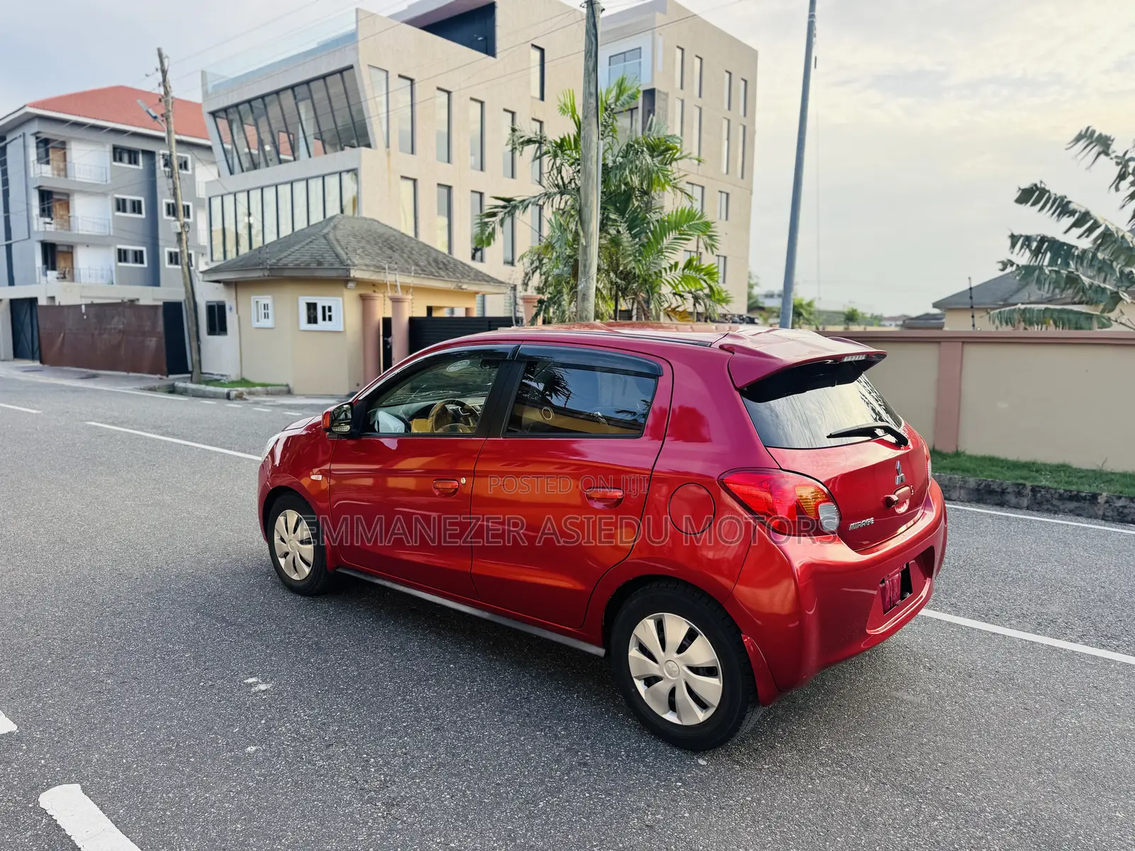 Toyota Vitz 1.3 AWD 5dr 2013 Red