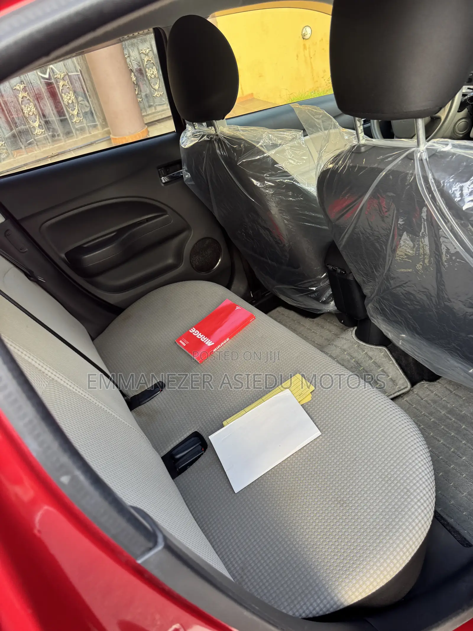 Toyota Vitz 1.3 AWD 5dr 2013 Red