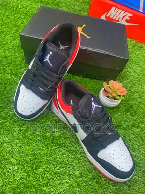 Nike Air Jordan 1 — Low