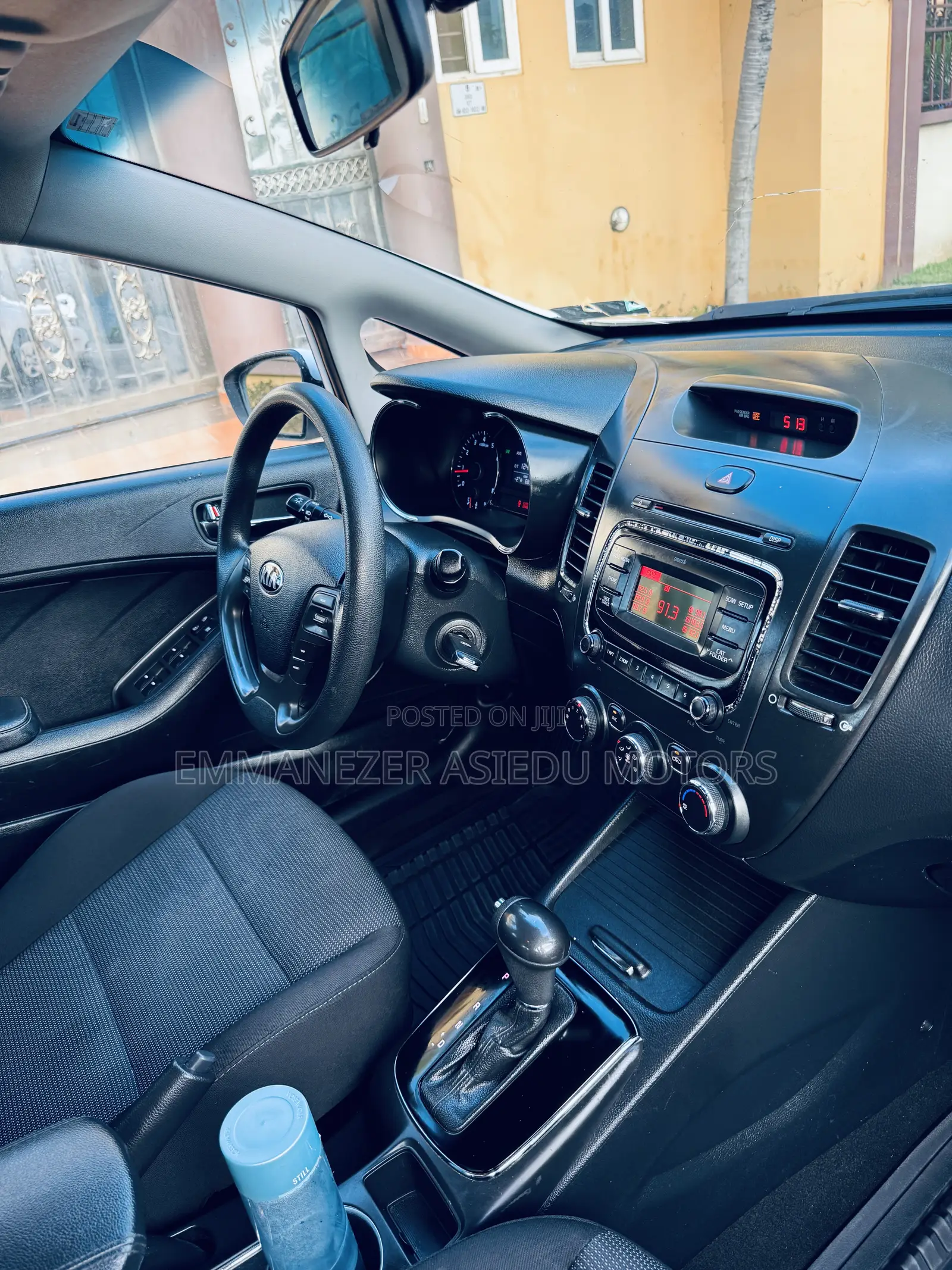 Kia Forte EX Hatchback 2017 White