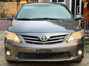 Toyota Corolla 2013 Gray