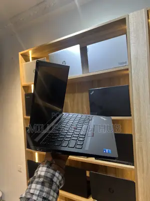 Laptop Lenovo ThinkPad E14 Gen 6 16GB Intel Core i5 SSD 256GB
