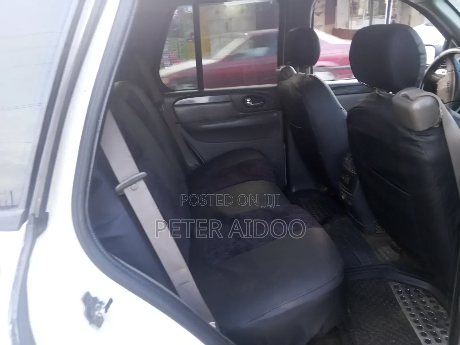 GMC Envoy 2009 White