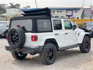 Jeep Wrangler Sahara 4 Door 4x4 2023 White