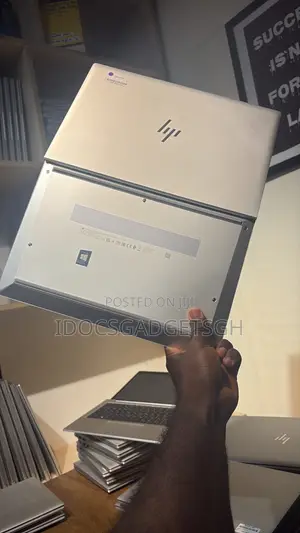 Laptop HP EliteBook 845 G8 16GB AMD Ryzen 5 SSD 256GB