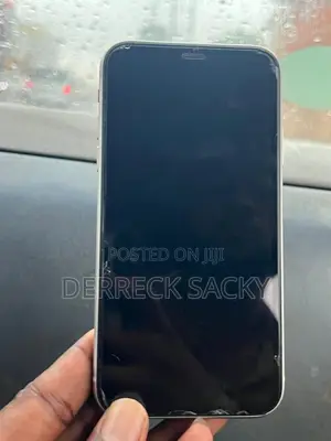 Apple iPhone 11 64 GB White