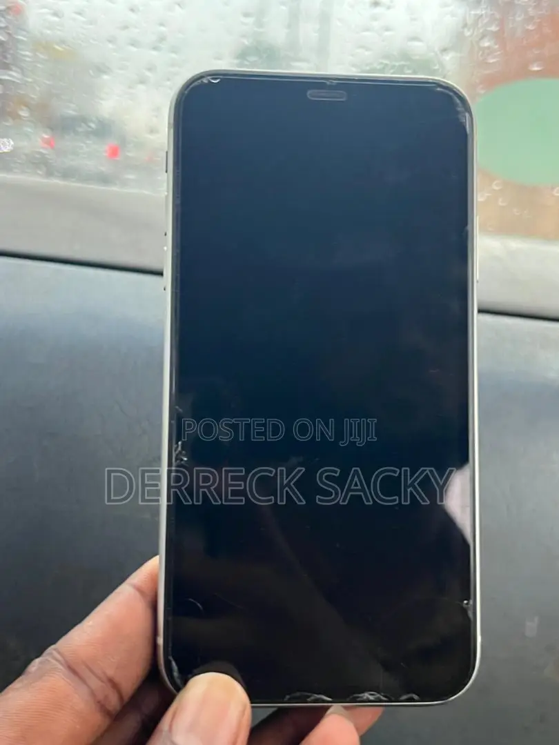 Apple iPhone 11 64 GB White