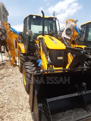 JCB Back Hole
