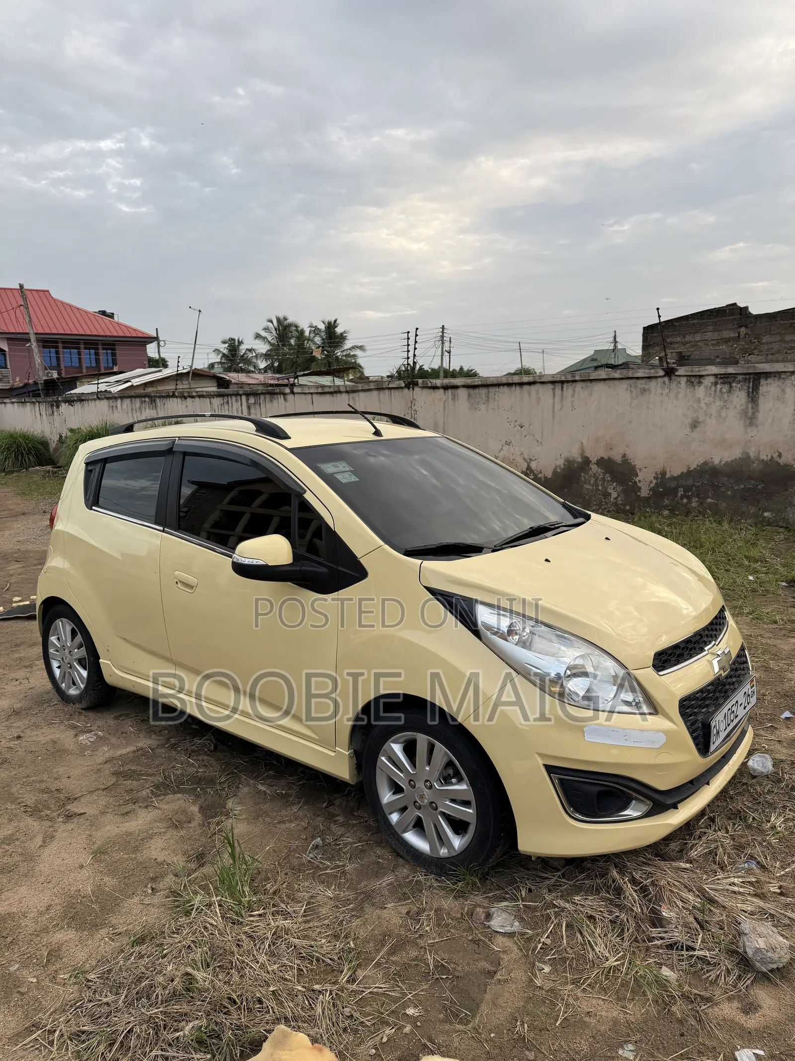 Chevrolet Spark 1LT 4dr Hatchback (1.2L 4cyl CVT) 2014 Yellow