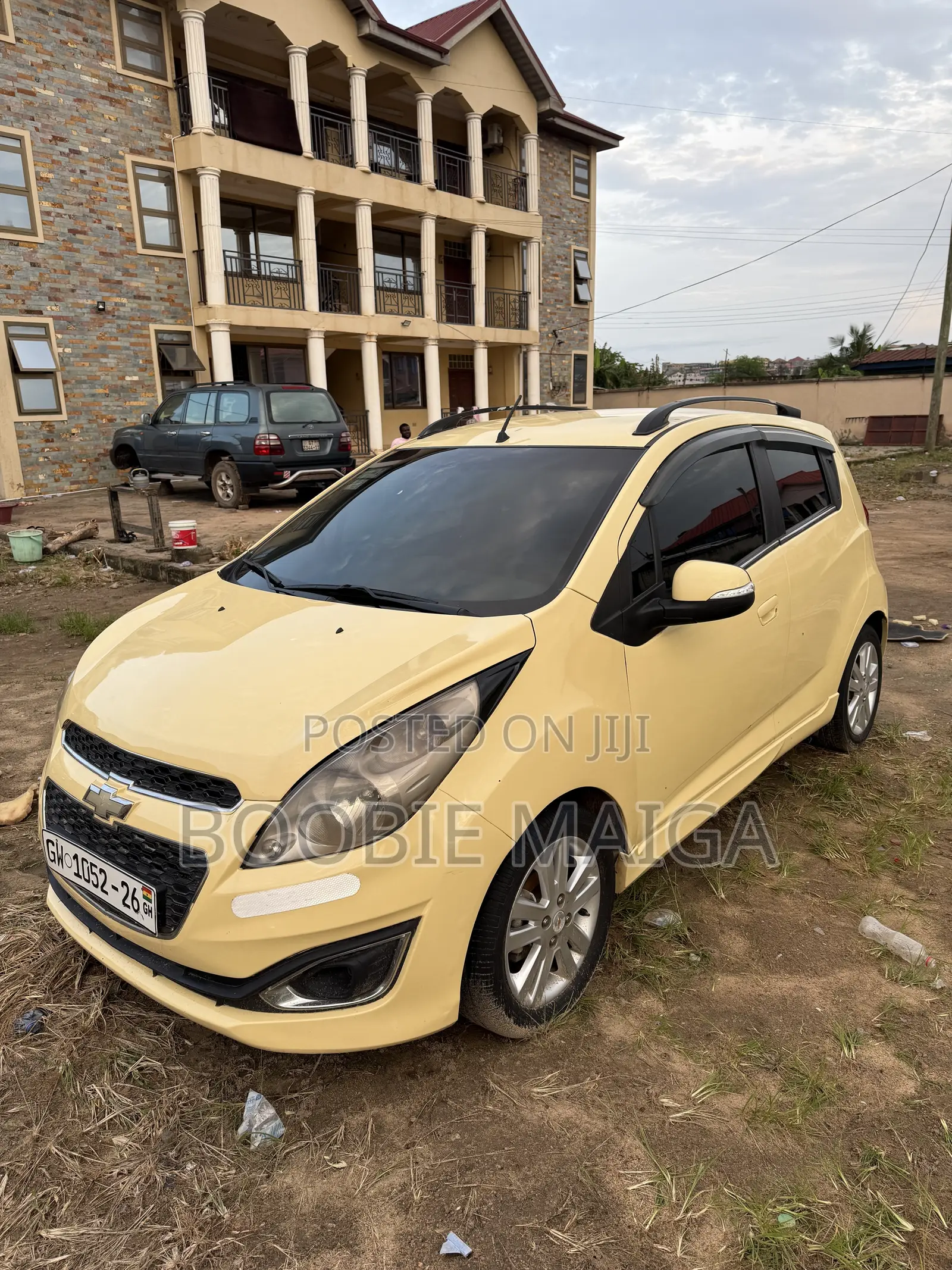 Chevrolet Spark 1LT 4dr Hatchback (1.2L 4cyl CVT) 2014 Yellow