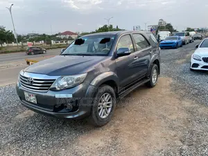 Toyota Fortuner 2.7 AWD 2012 Blue