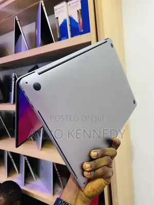 Laptop Apple MacBook Pro 2019 16GB Intel Core i7 SSD 512GB