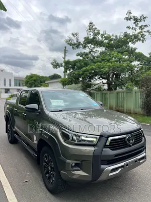 Toyota Hilux Revo Double Cab Deisel 2.4 AWD 2021 Gray