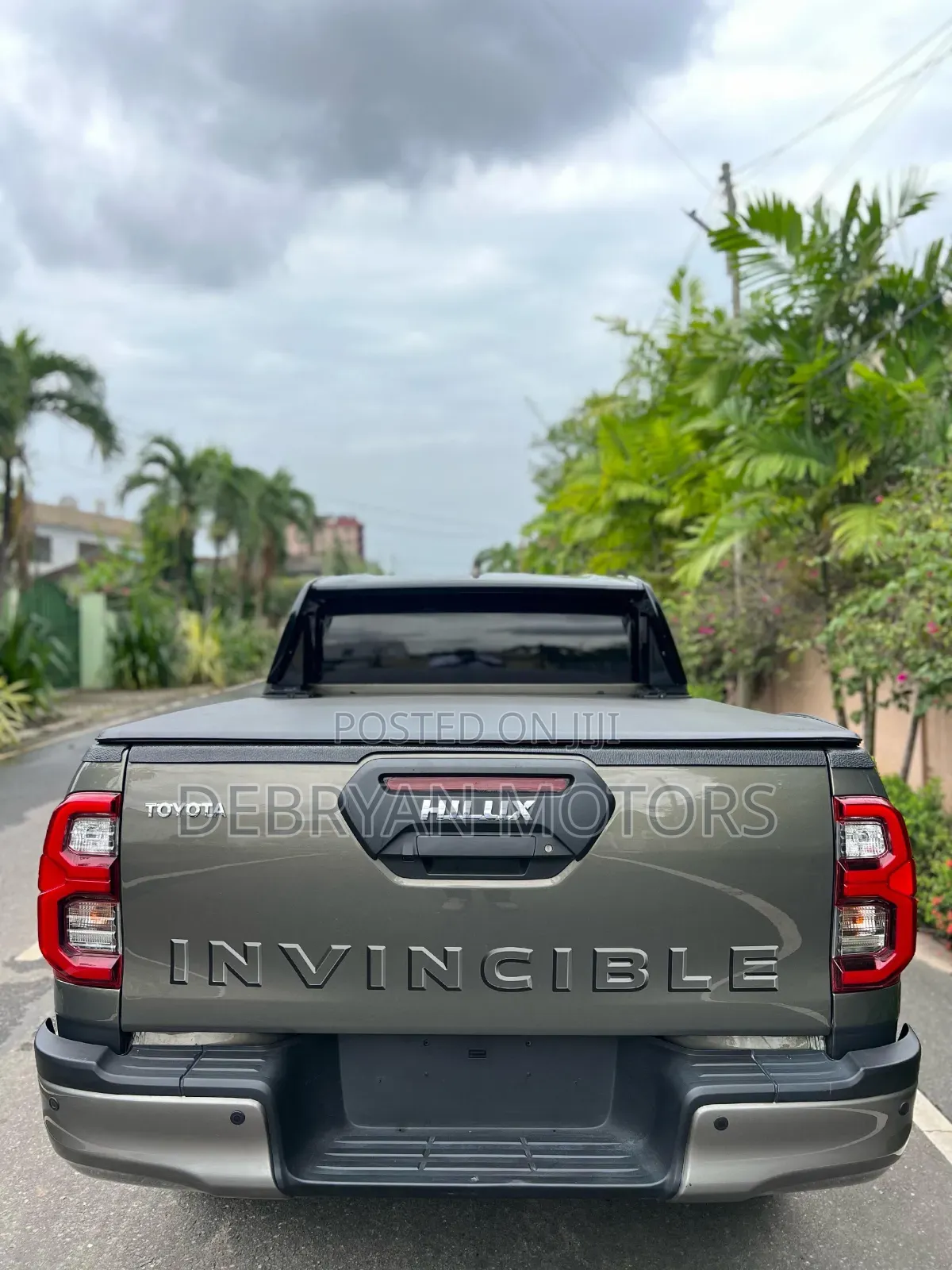Toyota Hilux Revo Double Cab Deisel 2.4 AWD 2021 Gray