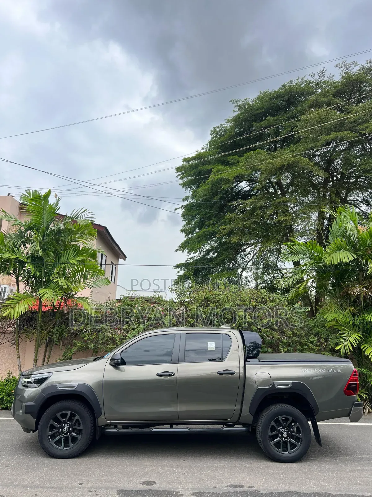 Toyota Hilux Revo Double Cab Deisel 2.4 AWD 2021 Gray