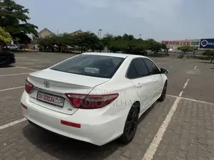Toyota Camry 2017 White