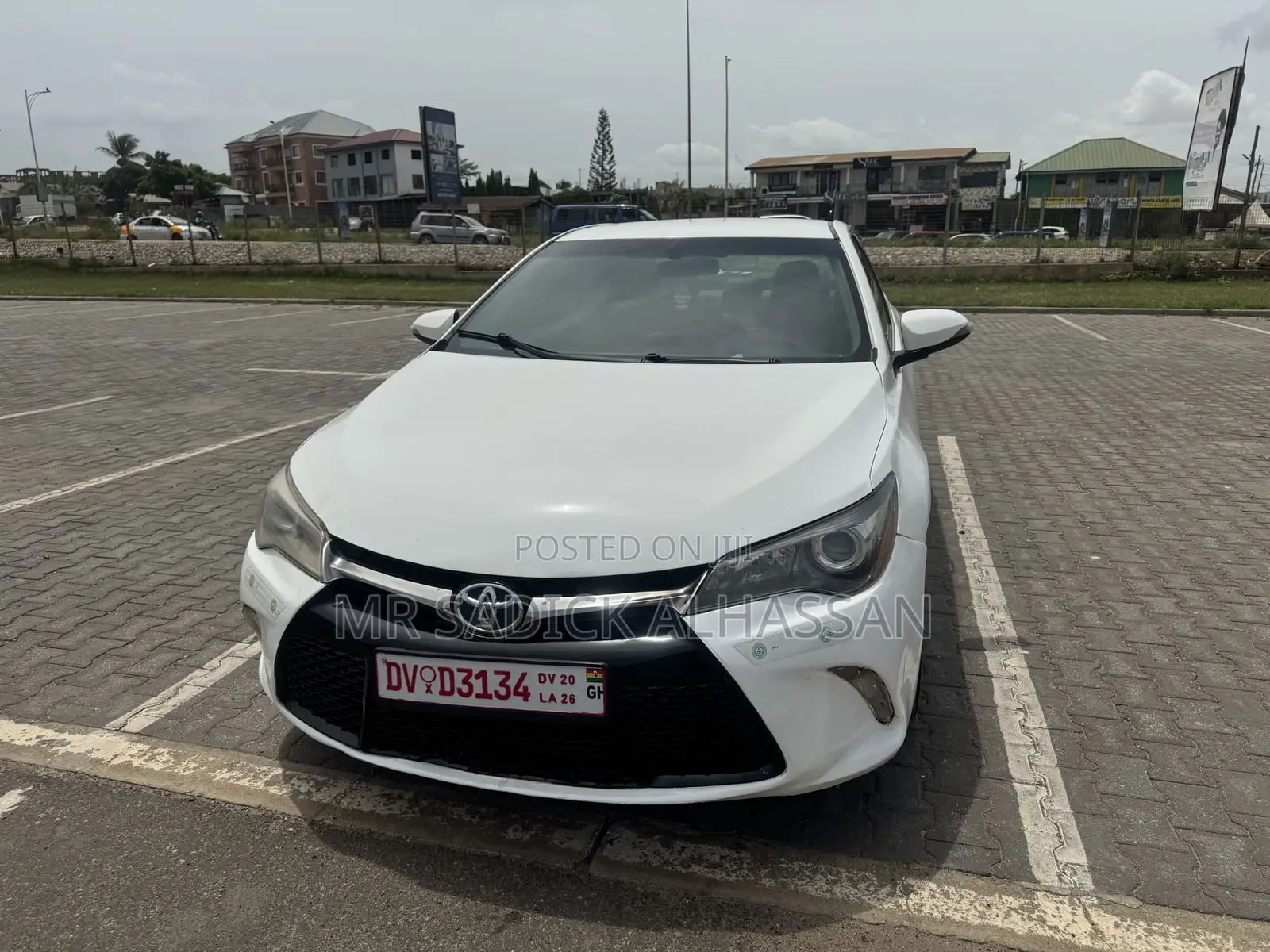Toyota Camry 2017 White