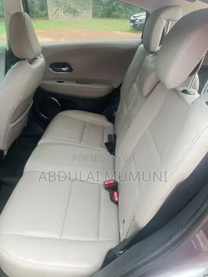 Honda HR-V Touring AWD 2019 Gray