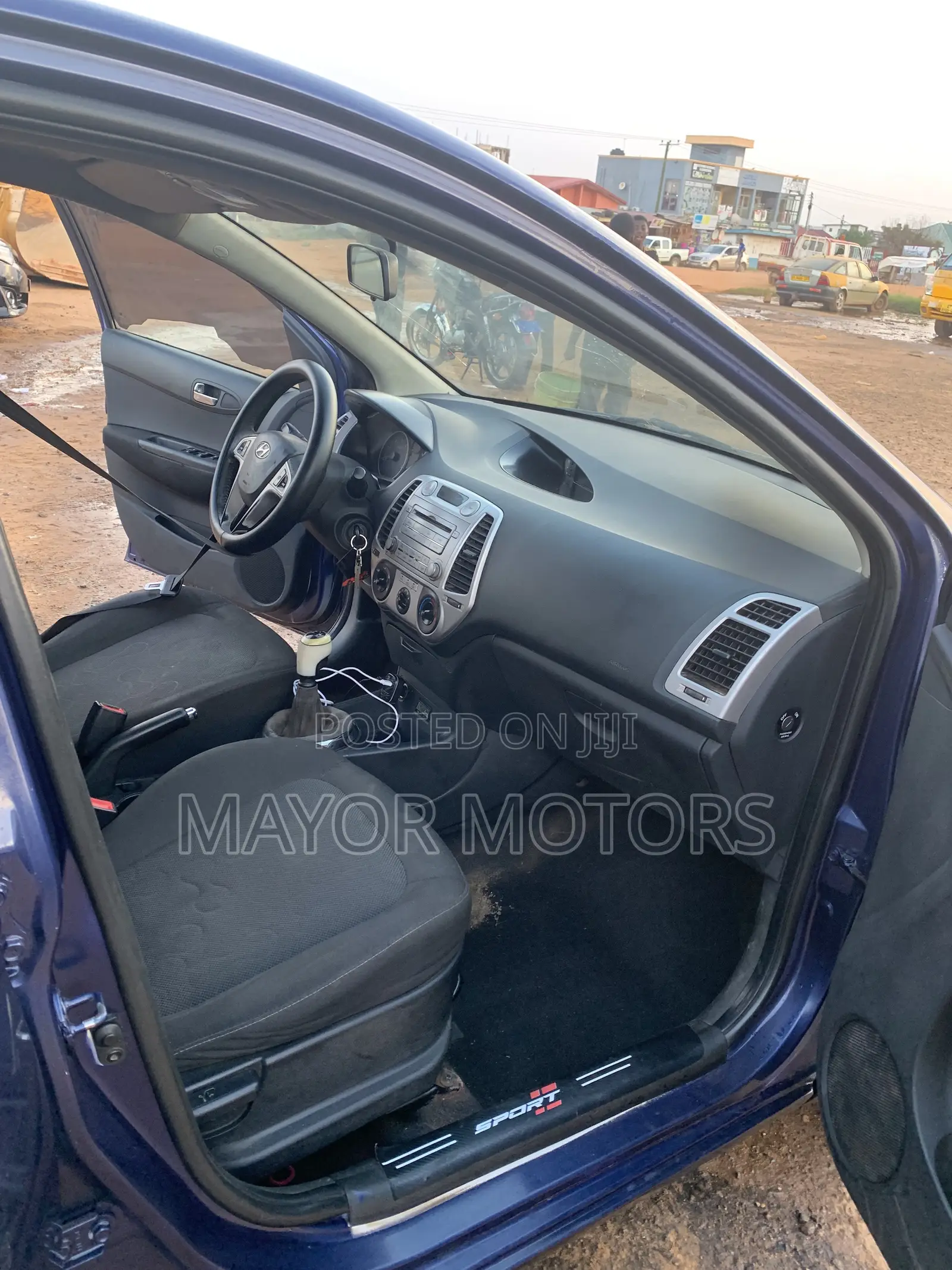 Hyundai i20 1.4 U2 CRDi Diesel (MT) 2012 Blue