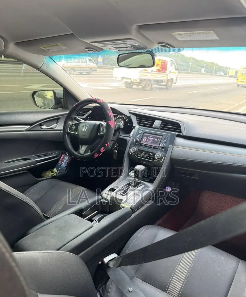 Honda Civic 2018 Silver
