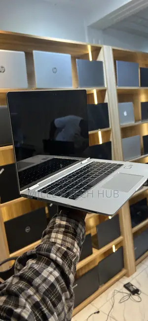 Laptop HP EliteBook x360 1030 G2 8GB Intel Core i5 SSD 256GB