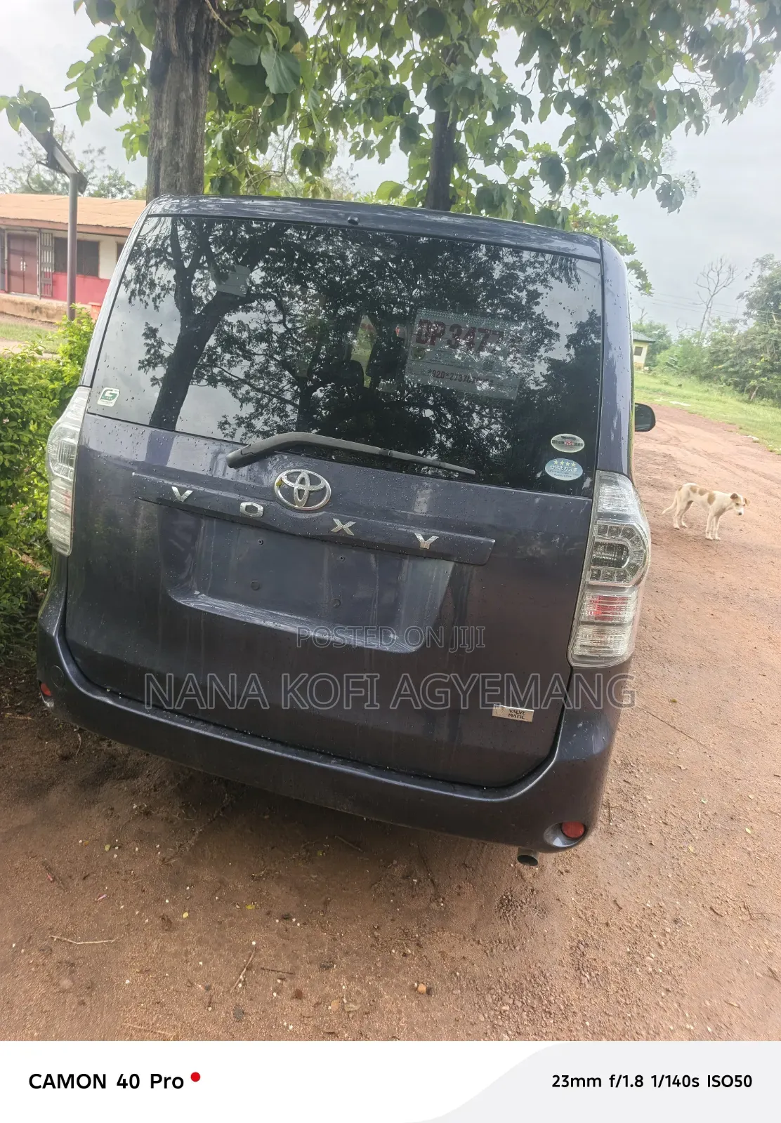 Toyota Voxy 2010 Purple