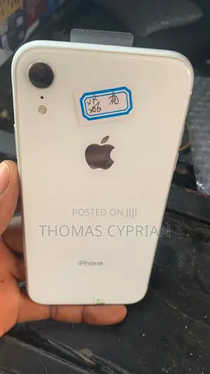Apple iPhone XR 128 GB White