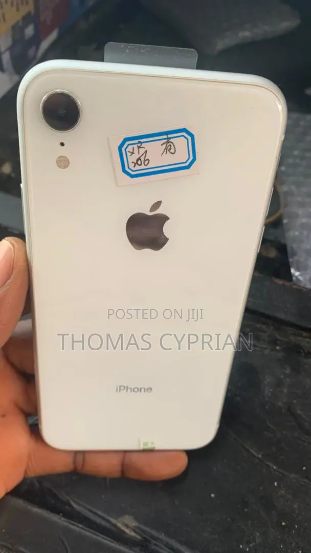 Apple iPhone XR 128 GB White