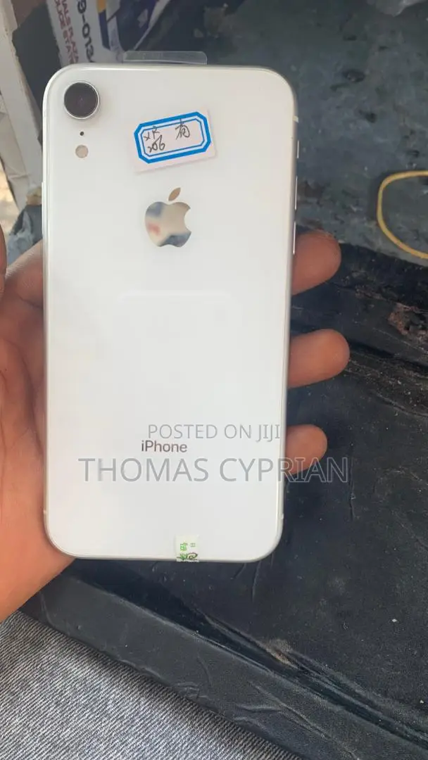 Apple iPhone XR 128 GB White