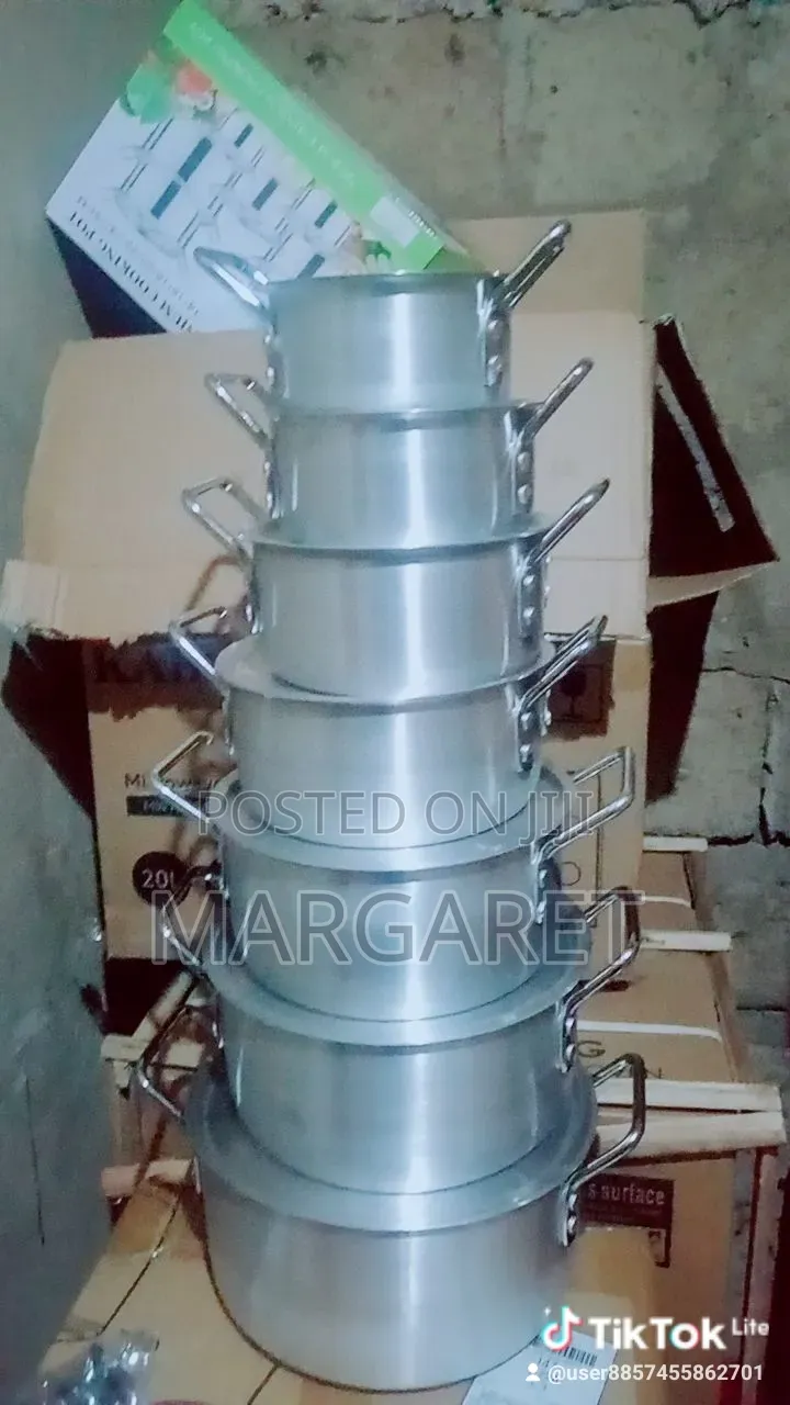 7 Piece Aluminum Silver Set