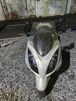 Yamaha Majesty 2014 White