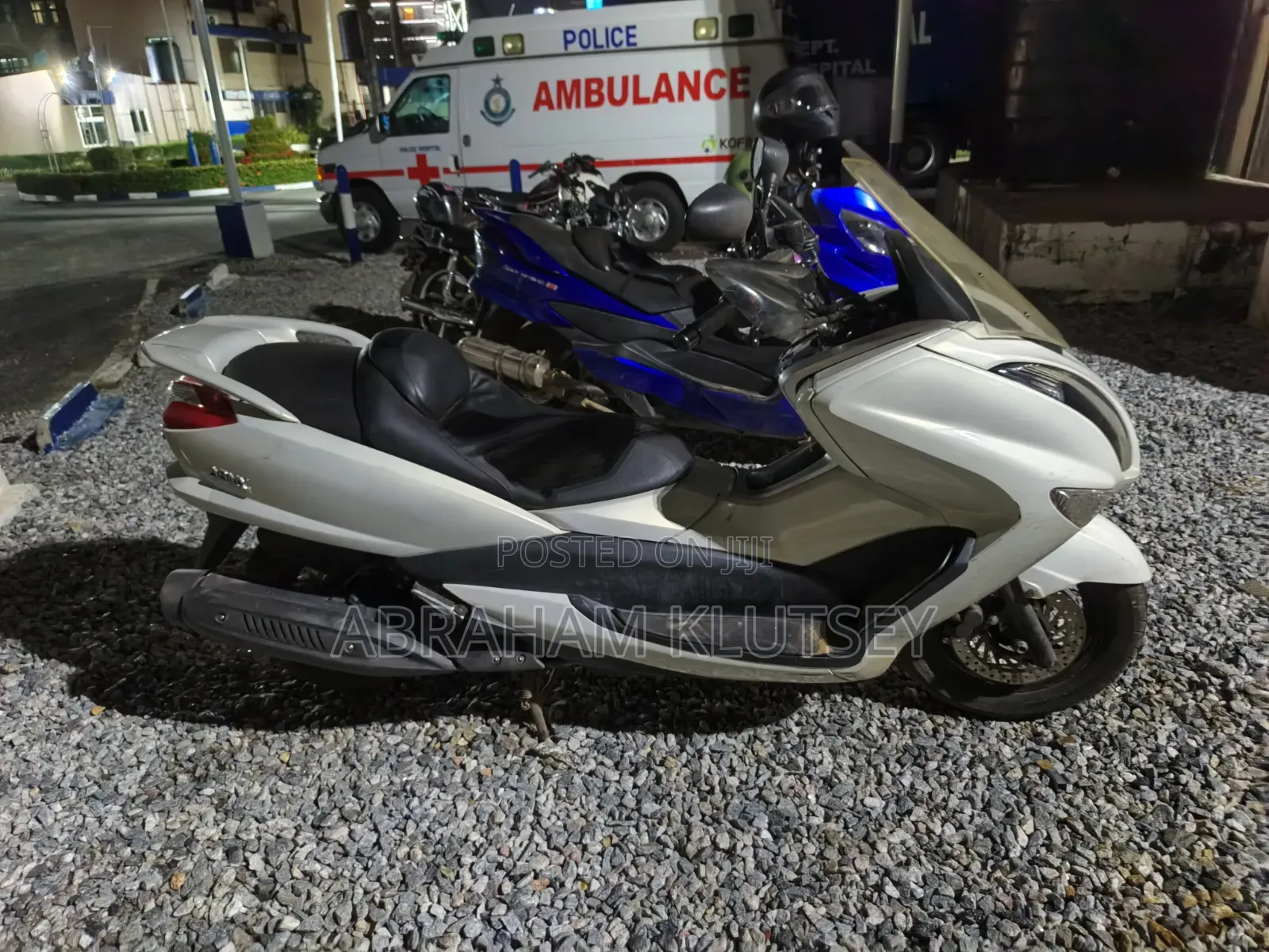 Yamaha Majesty 2014 White