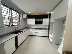 4bdrm Duplex in Spintex for sale
